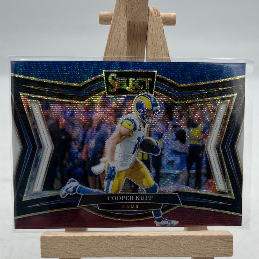 Select Cooper Kupp Football Card